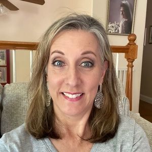 Meet your Posher, Deanna